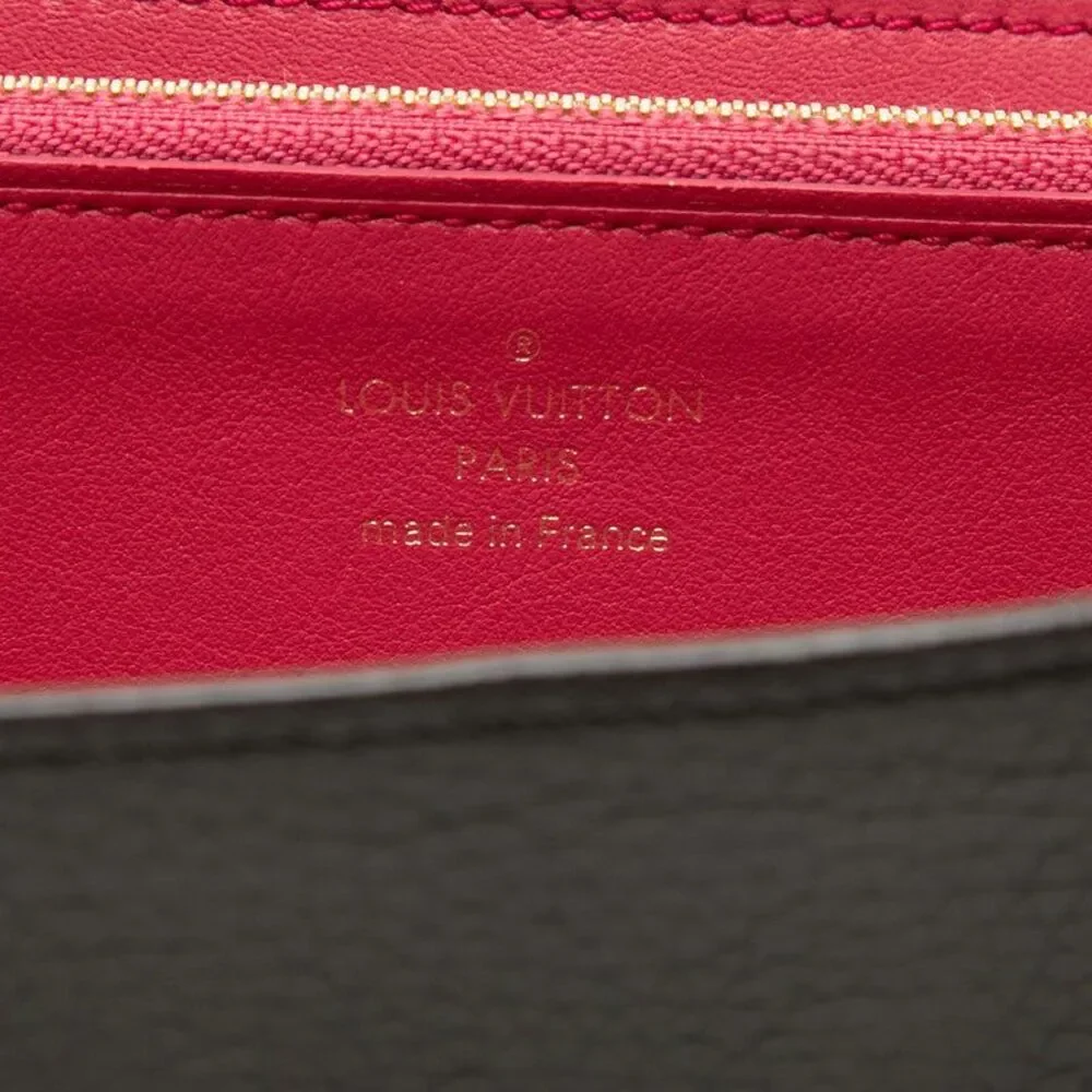Louis Vuitton Portefeuille Capucine Long Wallet M61248